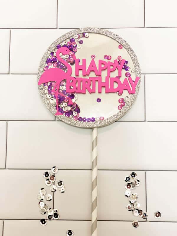 Easy DIY Cake Topper Made With Your Cricut