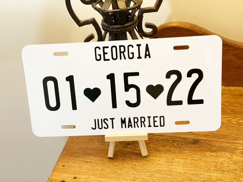 Read more about the article Custom Wedding License Plate