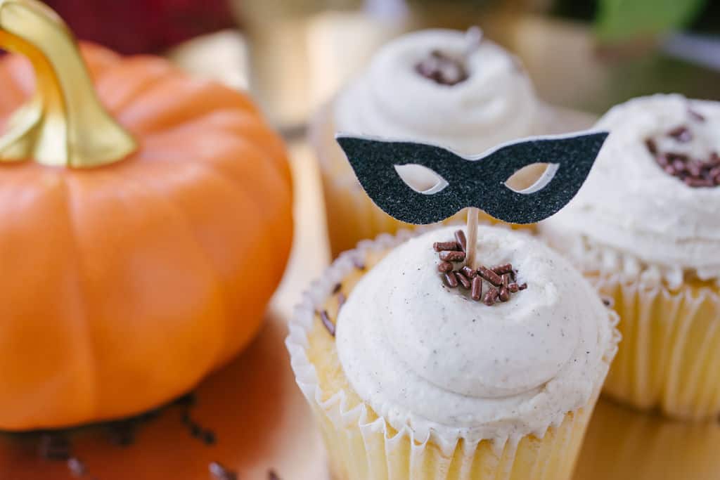 Cutest Little Halloween Cupcake Toppers Made With The Cricut