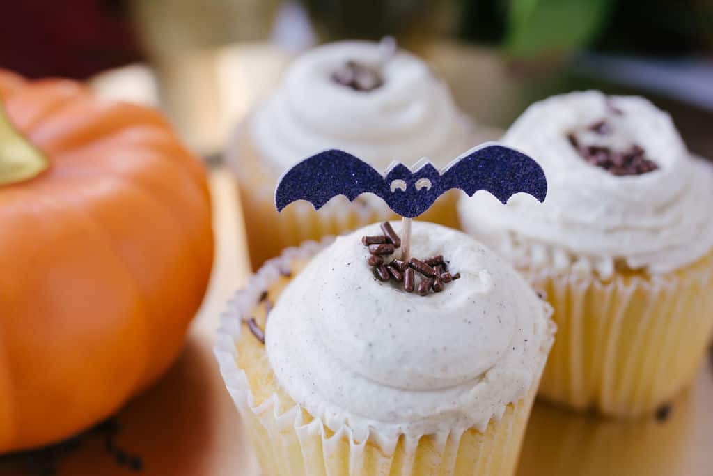 Cutest Little Halloween Cupcake Toppers Made With The Cricut