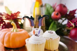 Cutest Little Halloween Cupcake Toppers Made With The Cricut